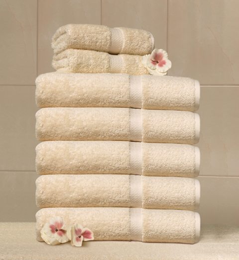 BIG DEAL!  Sovereign Bath Towels by Martex / WestPoint