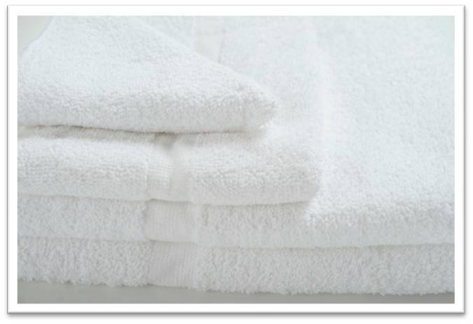 Grey & White Hotel Border Bath Mat, 20x30