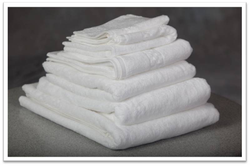 BIG DEAL!  Sovereign Bath Towels by Martex / WestPoint