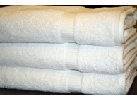 27" x 50" 14.0 lbs. Ganesh Oxford Bellezza Hotel Bath Towel, White