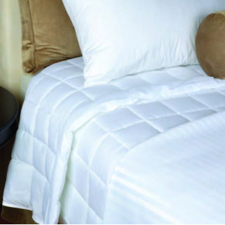 Berkshire LiteLuxe™ Comforter, White T-200 Cover, 33 oz Fill, 100" x 84" King Size