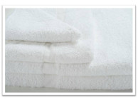 24" x 54" 12.5 lb. Oxford Gold Cam White Hotel Bath Towel