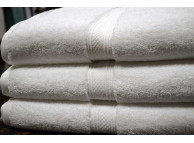 16" x 32" 6.0 lb. Oxford Vicenza White Hotel Hand Towels
