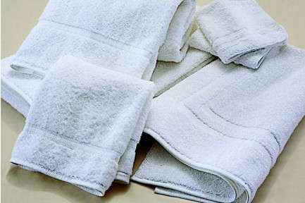 27" x 50" 14 lb. White Martex Brentwood Bath Towels